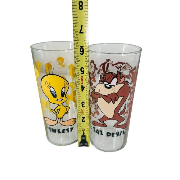RARE 1995 Looney Tunes Taz Tasmanian Devil Tweety Warner Bros Glass Lot of 2 - Picture 8 of 16
